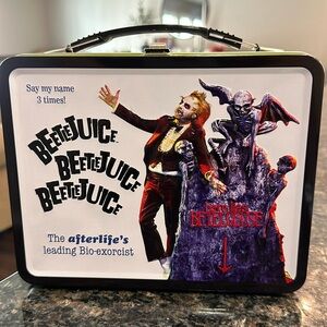 Beetle juice lunch box